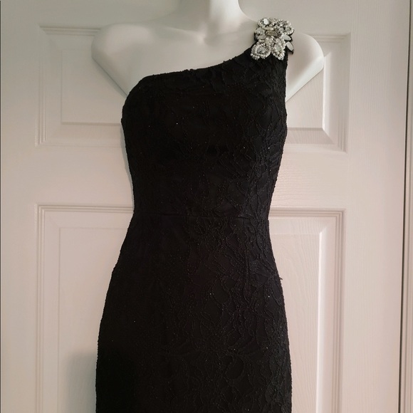City Triangles Dresses & Skirts - Black lace one shoulder homecoming dress City Triangles Dresses & Skirts - Black lace one shoulder homecoming dress